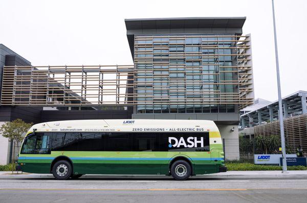 Our zero-emission, all-electric DASH buses are rolling on to L.A. streets! #GreenNewDeal goal to go fully-electric by 2028.