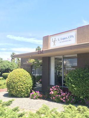 L Lopez CPA & Associates