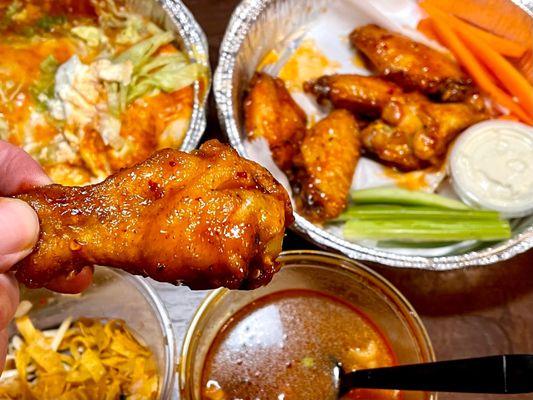 6 piece mango habanero wings, drum close up, other sauces available including bbq, Buffalo, honey mustard etc