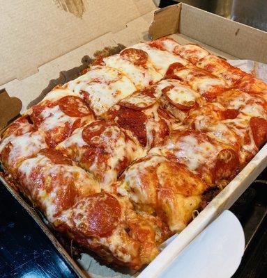 "Detroit Style" pizza with pepperoni