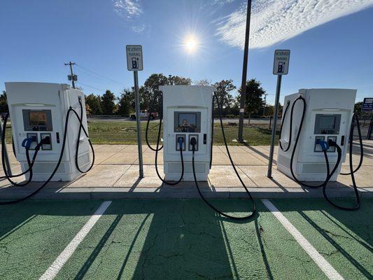 Three EV chargers, only the one on the left is working (10/12/24)