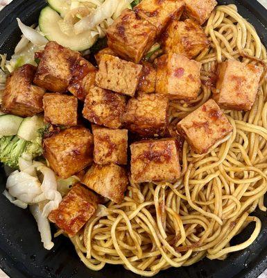 Spicy Tofu Bowl large with noodles