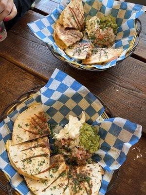 quesadillas con chorizo