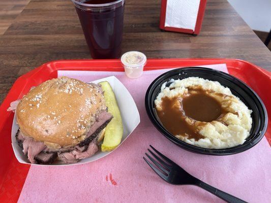 Beef on Weck, mashed potatoes, loganberry drink