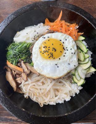 Dol sot bibim bap