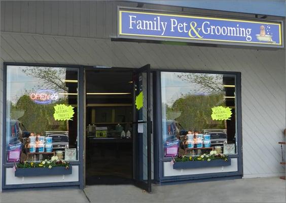 Committed to Making Pets Look Great! We are passionate about grooming pets at a great value. Come visit us!