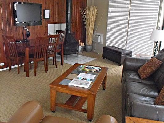 relax in this living room after a day of skiing at Sweetwater Lift Lodge in Park City Utah