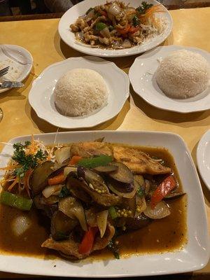 Spicy catfish and cashew chicken.