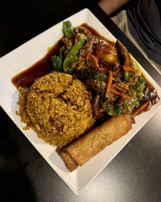 Dinner combo #23 (garlic beef, pork fried rice, egg roll)