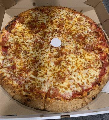 XL Pepperoni w/ extra cheese.