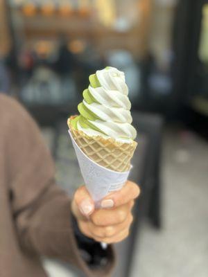 green tea and vanilla swirl