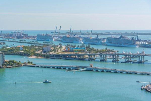 Spectacular Edgewater views of the Port of Miami