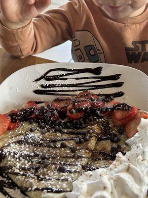 B Sisters Crepe