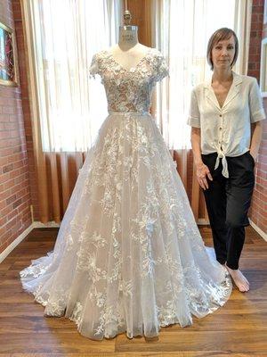 Darya's Bridal & Formal Dress Alterations