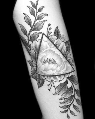 Peony flower with geometric boarder. On tricep