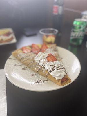 Strawberry banana with Nutella crepe