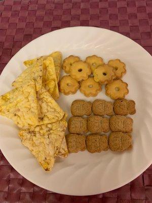 Pop corners White Cheddar Chips, Honey Graham Cookies, & Mini Butter Cookies.