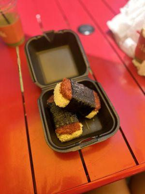 Crunchy spam musubi