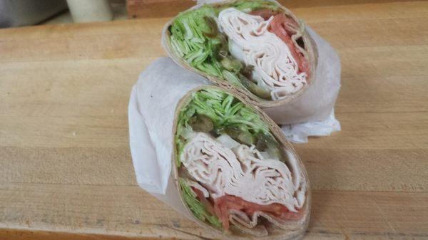 Turkey on wrap&letter Tomato