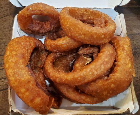 BEER-BATTERED ONION RINGS ($7.49)