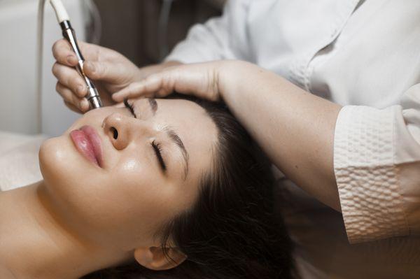 Microdermabrasion Facial