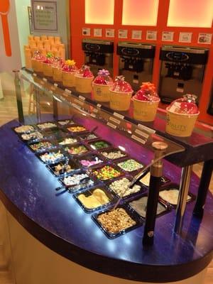 Toppings bar.