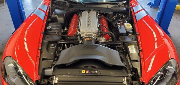 2002 Dodge Viper engine bay