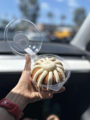 Lemon raspberry Bundtlets