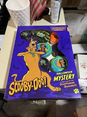 Scooby-Doo box