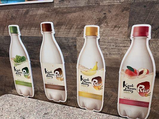 Many flavors of makgeolli to choose from