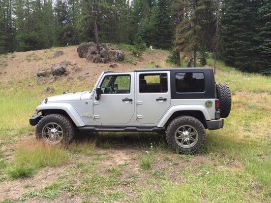 Awesome job and finding me the perfect rims for my Jeep! Keep up the good work guys!!