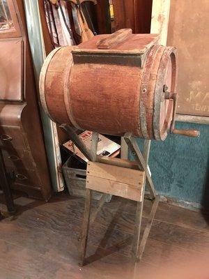 Butter churn