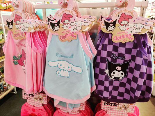 Pet clothes