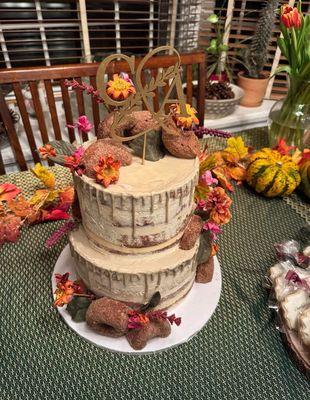 Engagement cake was perfect and couldn't have matched the theme better.