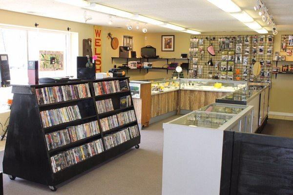 Jewelry and more movies at Welsh Pawn Shop Skidaway Road Savannah, GA 31404.