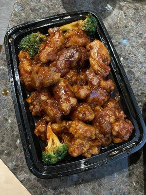 General Tso's Chicken (large)