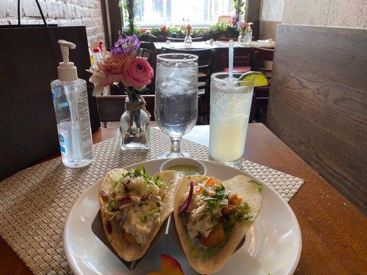 Fish tacos with Margarita