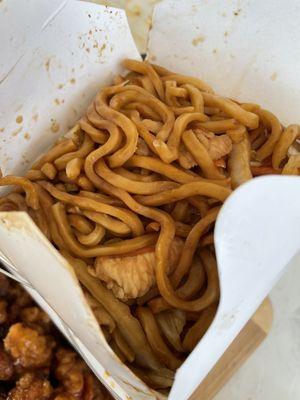 25. Chicken LO Mein