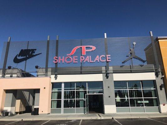 Shoe Palace