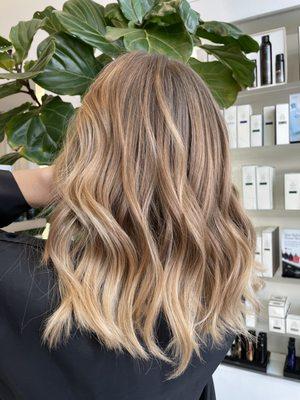 Blonde balayage by Aimé