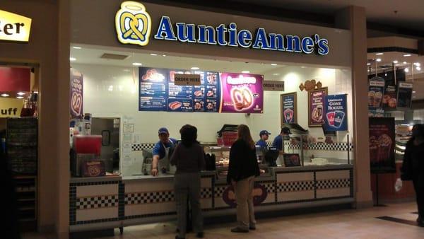 Auntie Anne's in Newport Center Mall