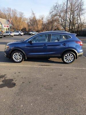 2021 Nissan Rogue Sport.