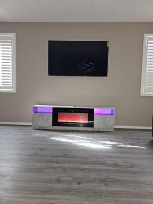 Niche Tv and Fireplace