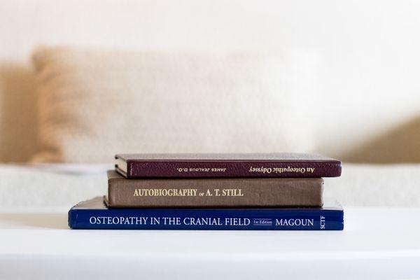 Books from prominent osteopaths about this science and the field.