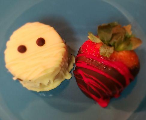 Pineapple and strawberry Halloween treats