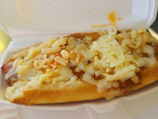 Chili cheese dog