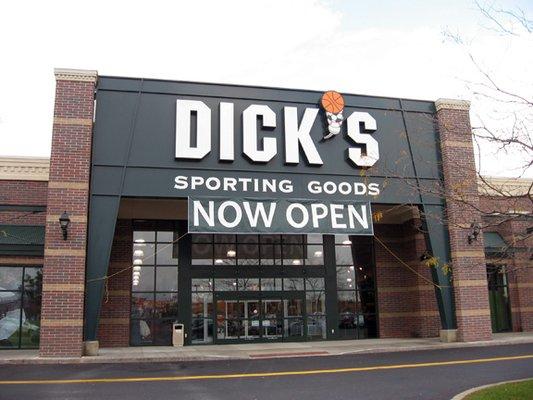 DICK'S Sporting Goods