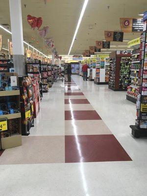 Price Chopper Middletown NY. Older store, fairly clean, not the best.