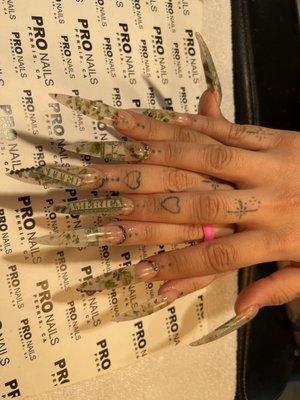 Moneys Weeds Nails