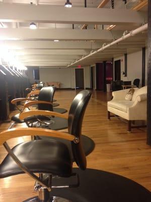 This salon is so beautiful, clean, and modern. I love the designs! And beautiful history. This salon is a must!!